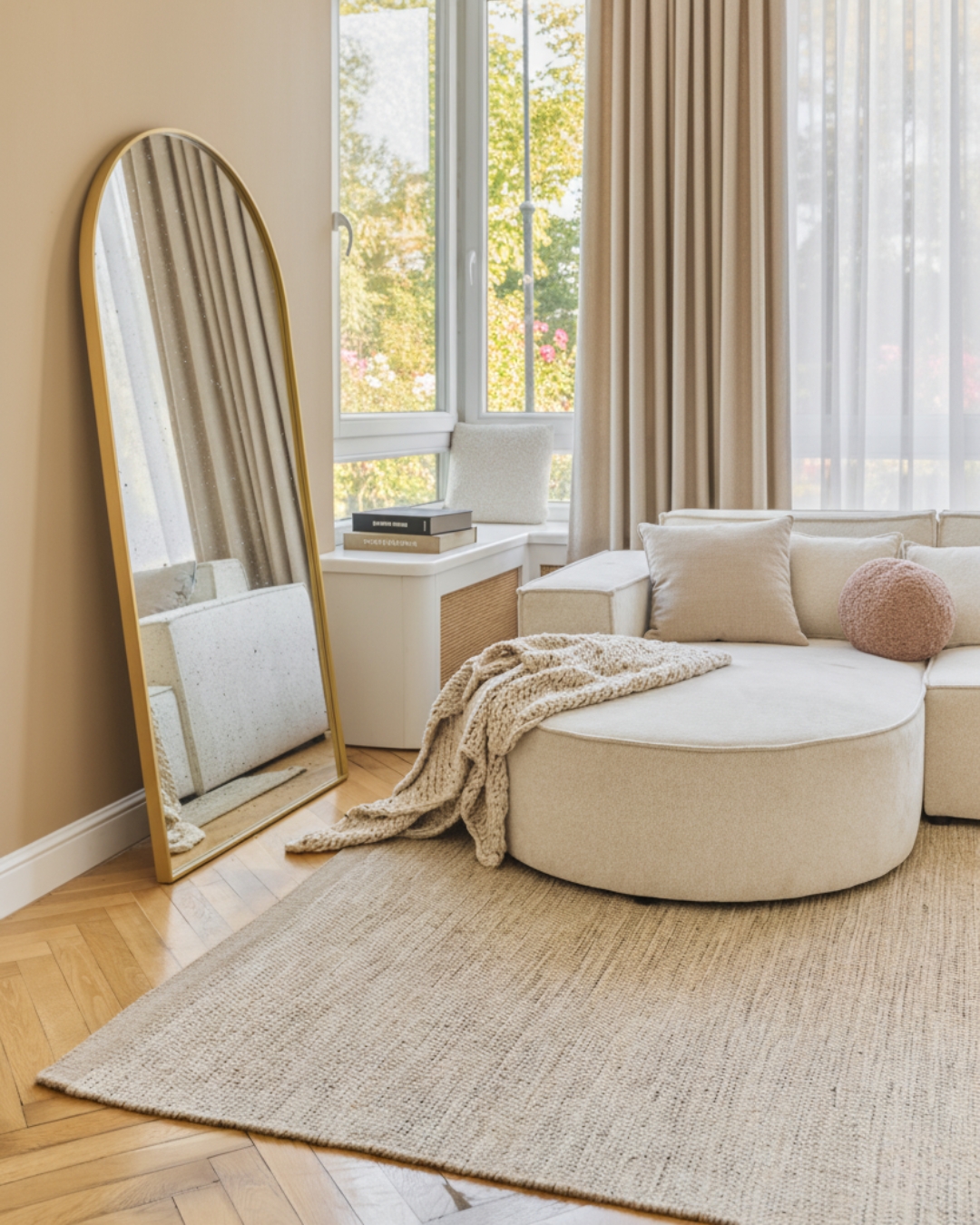 Wool Area Rug Loni Light Brown