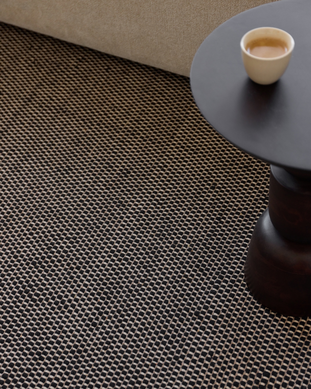Wool Area Rug Loni Black