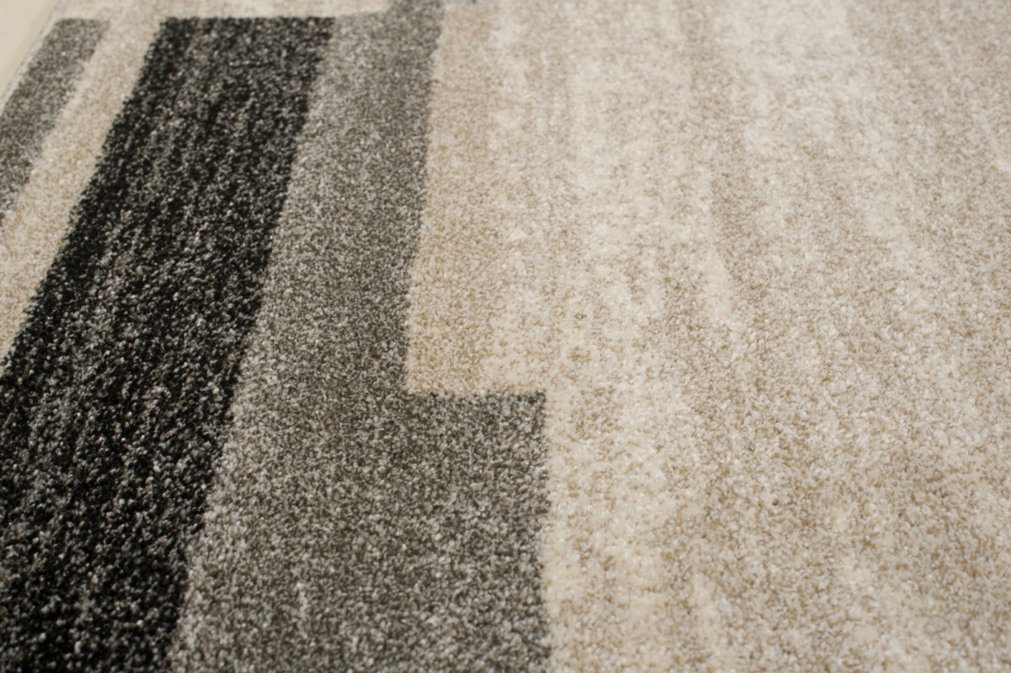 Area Rug Sari Beige Grey Frame