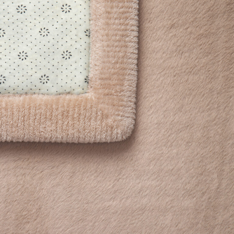 Kids’ Rug Fluffin Square Beige