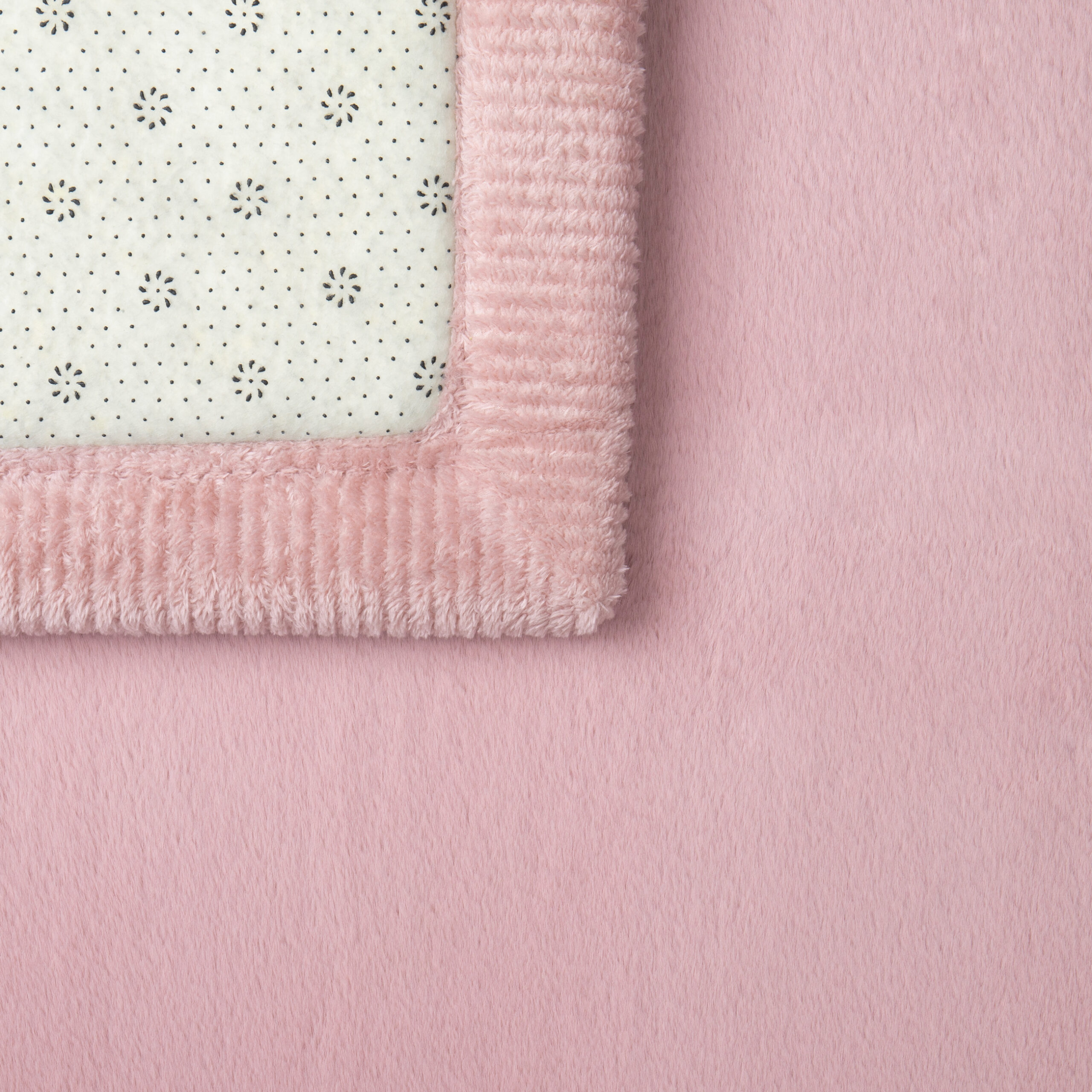 Kids’ Rug Fluffin Square Pink