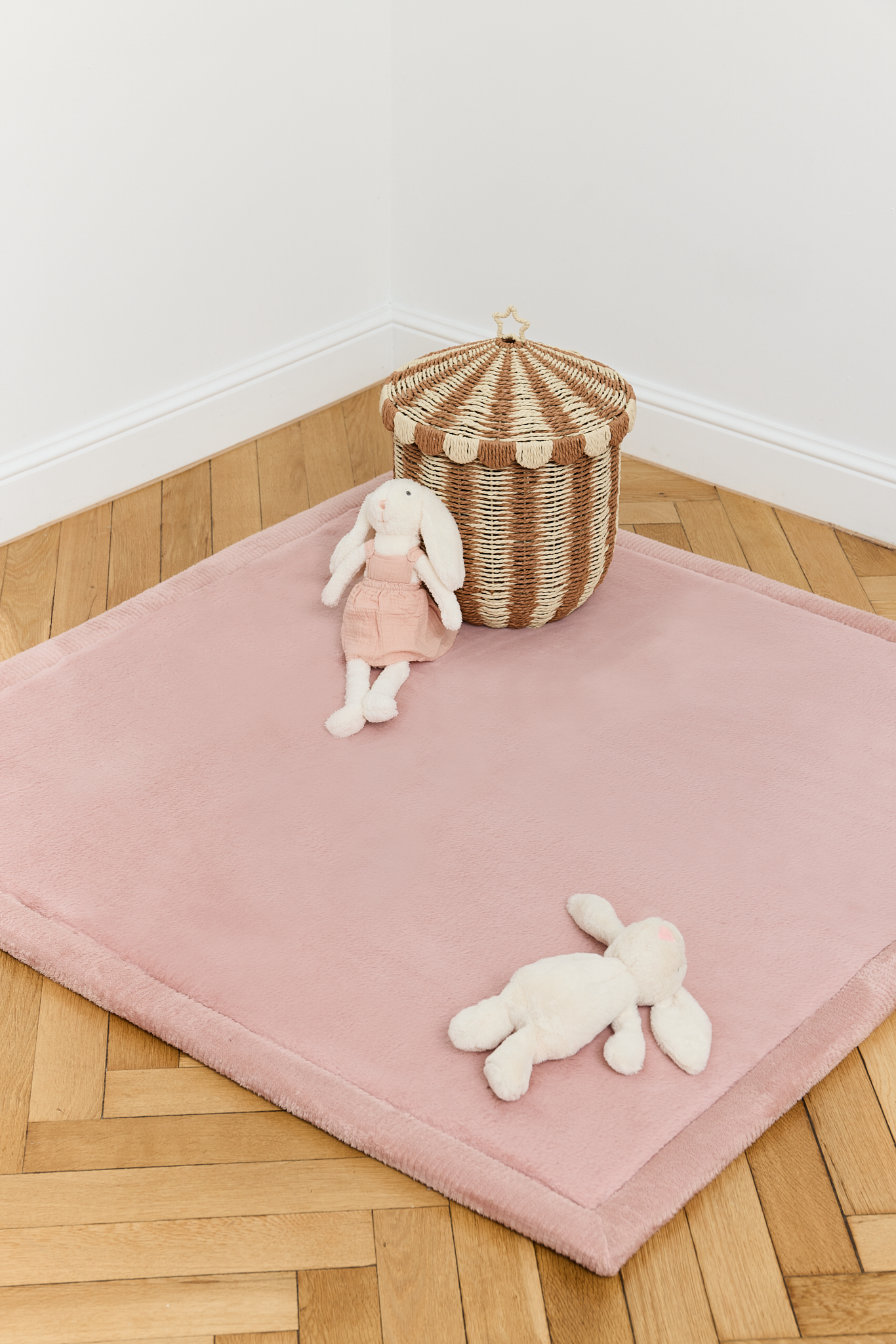 Kids’ Rug Fluffin Square Pink