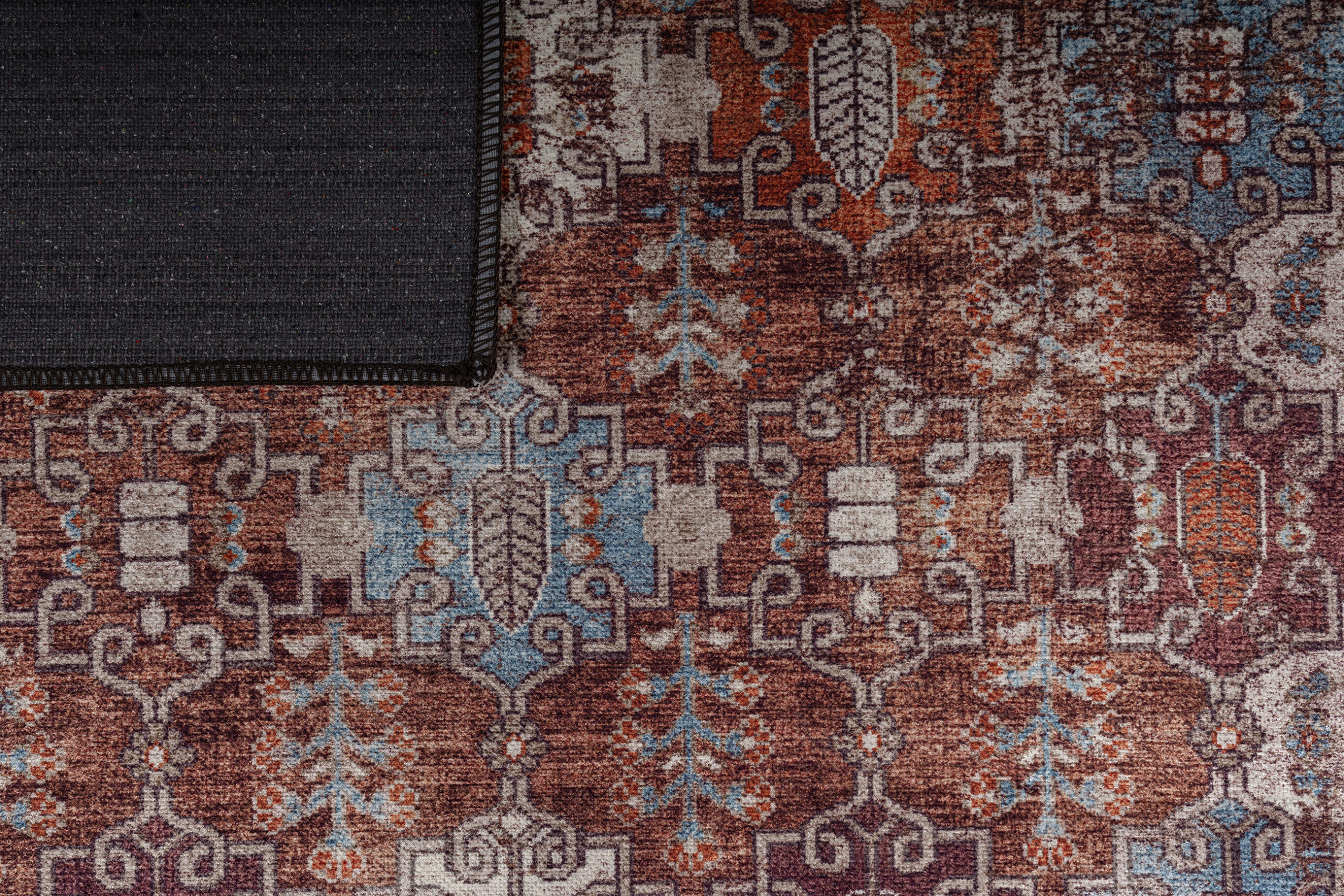 Dubai Burgundy Ornamental Non-Slip Rug