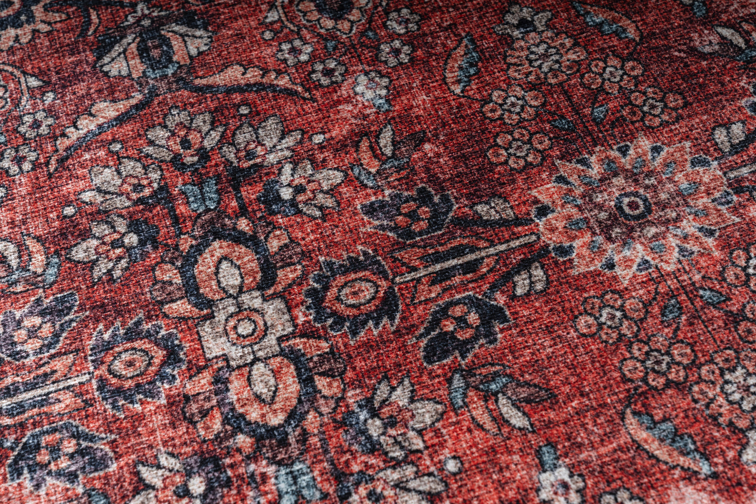 Dubai Red Ornamental Non-Slip Rug