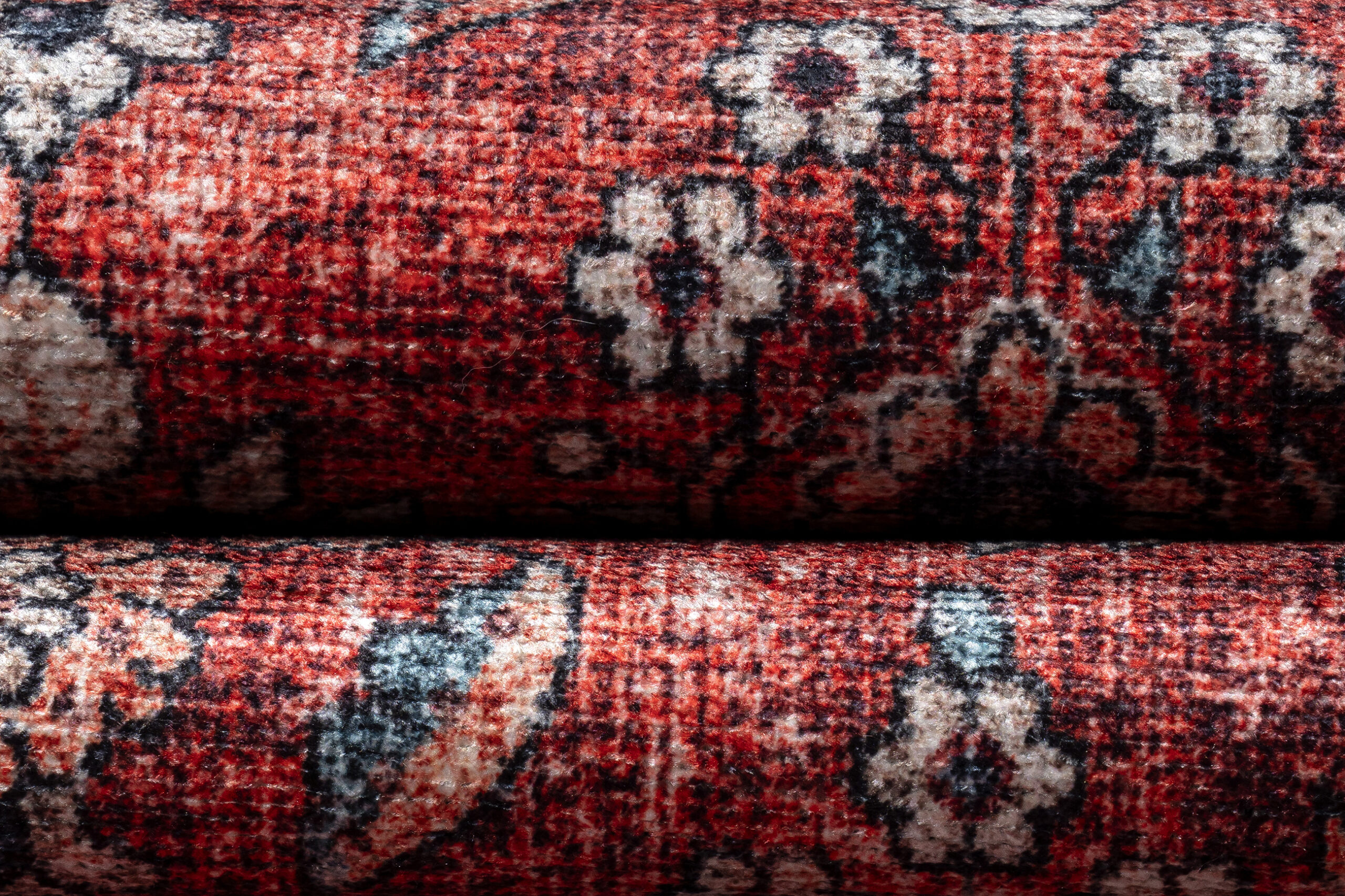 Dubai Red Ornamental Non-Slip Rug